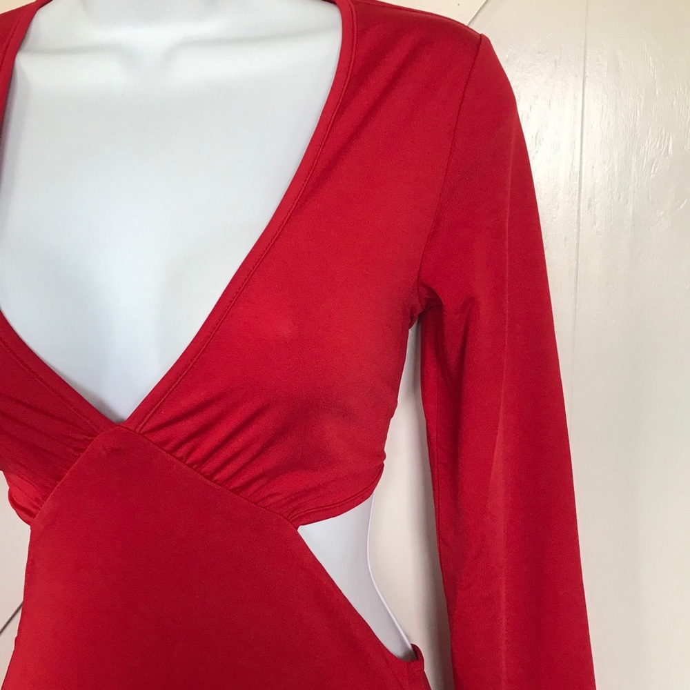 Red cut out club wear dress - Picture 4 of 6